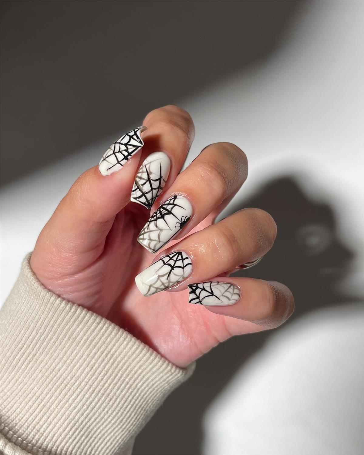 Best October Nails and Fall Nails Inspo to Try Now