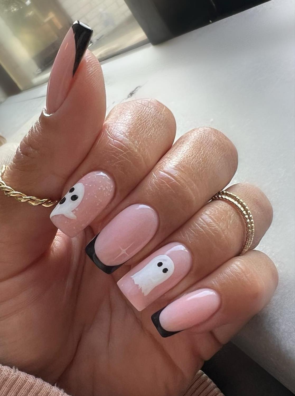 Best October Nails and Fall Nails Inspo to Try Now