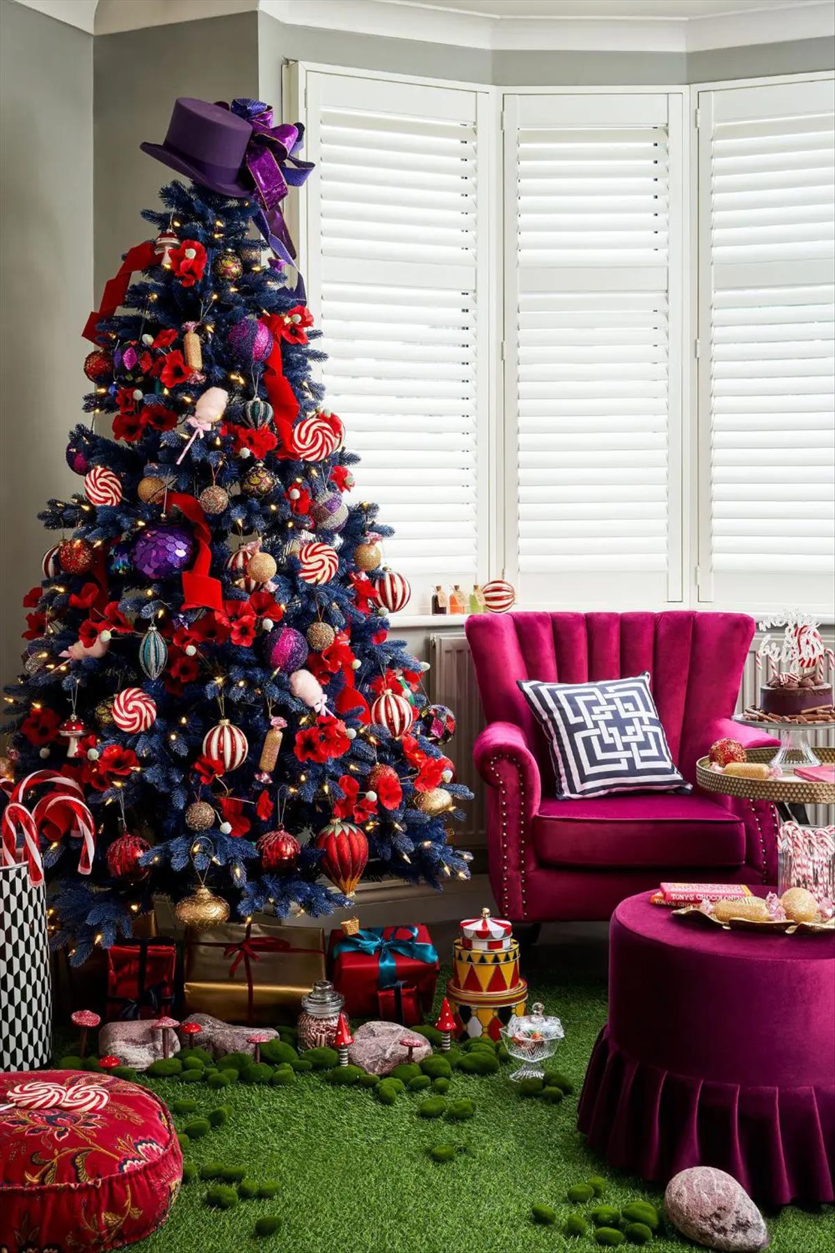 Classic Christmas tree ideas 2023 trends you'll love