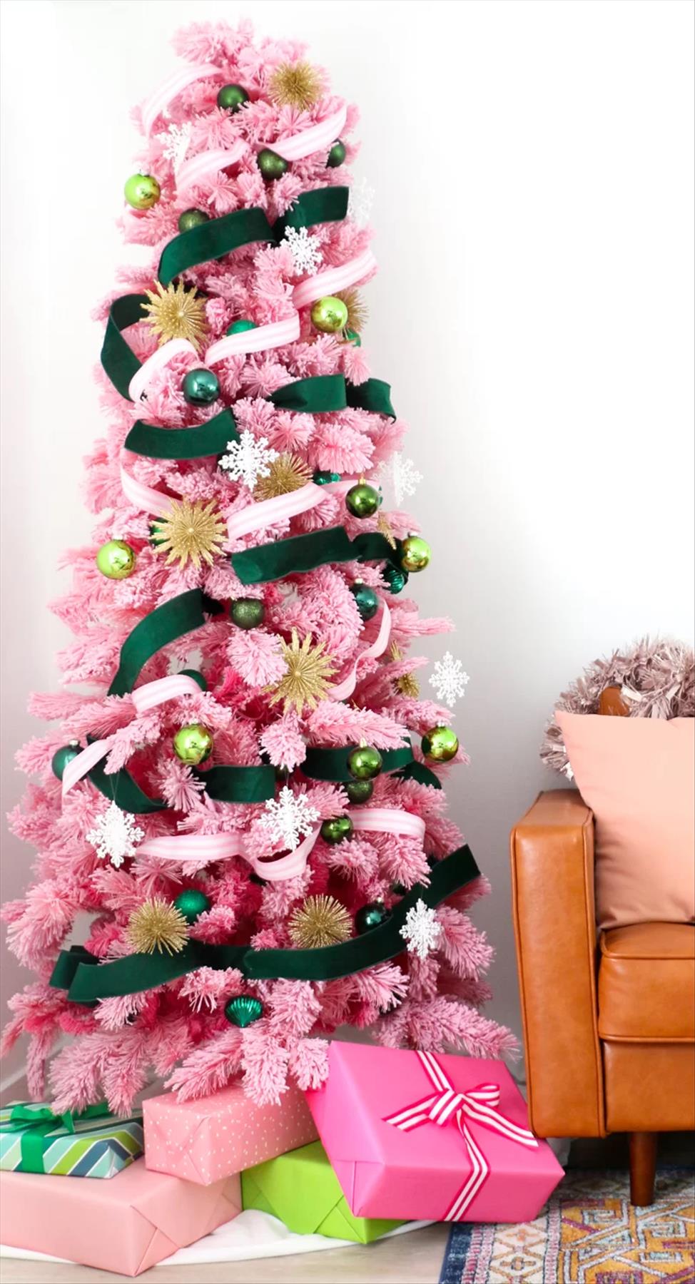 Classic Christmas tree ideas 2023 trends you'll love