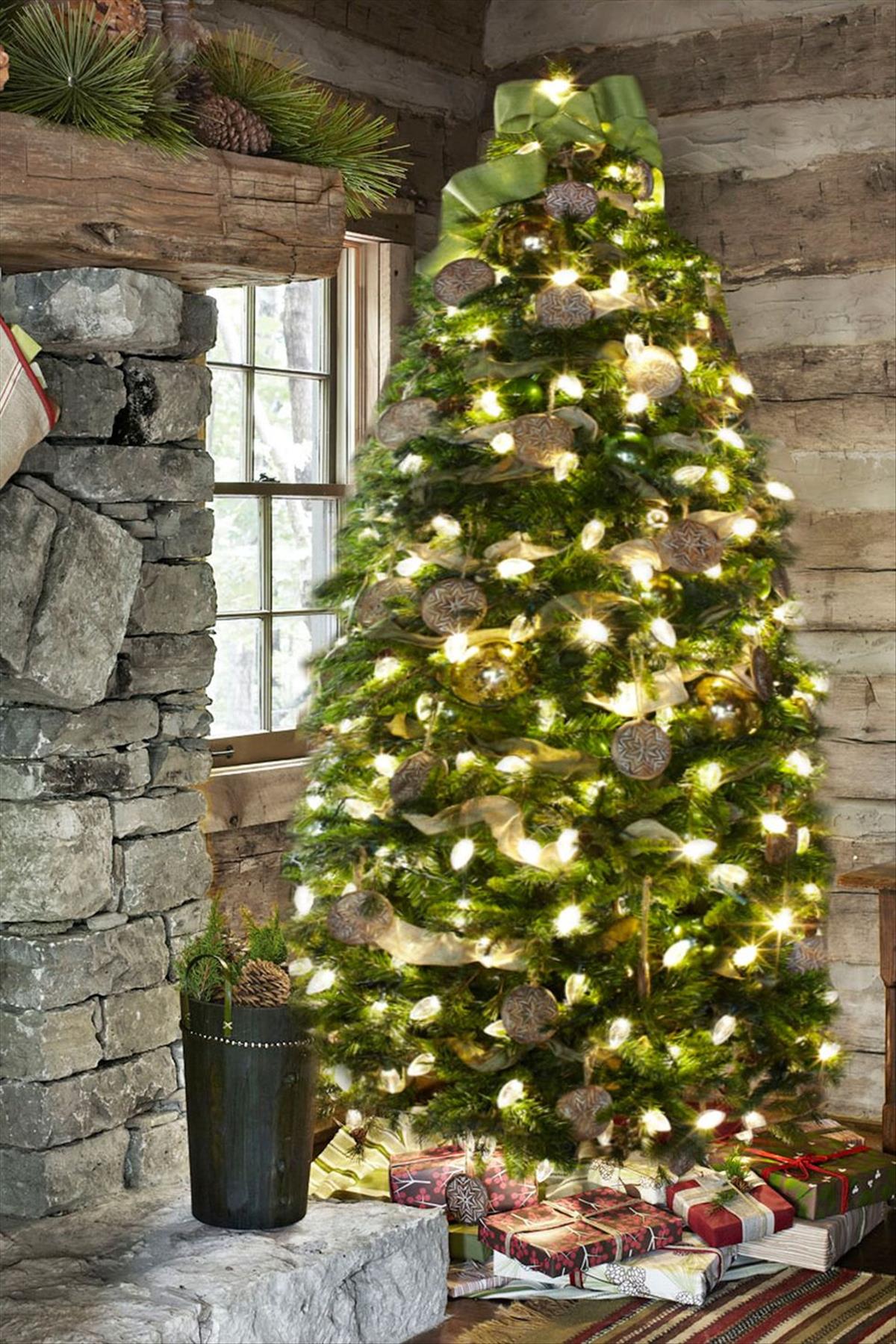 Classic Christmas tree ideas 2023 trends you'll love