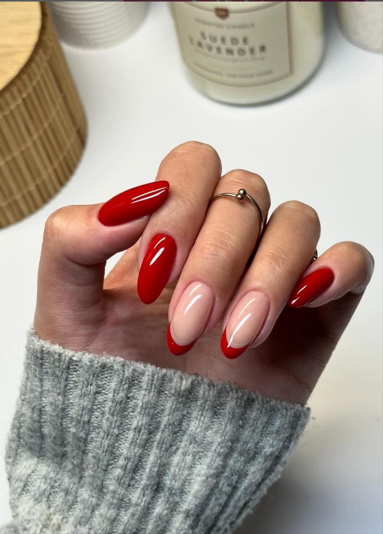 Alluring Short Red Winter Nail Ideas For 2023 To Wear