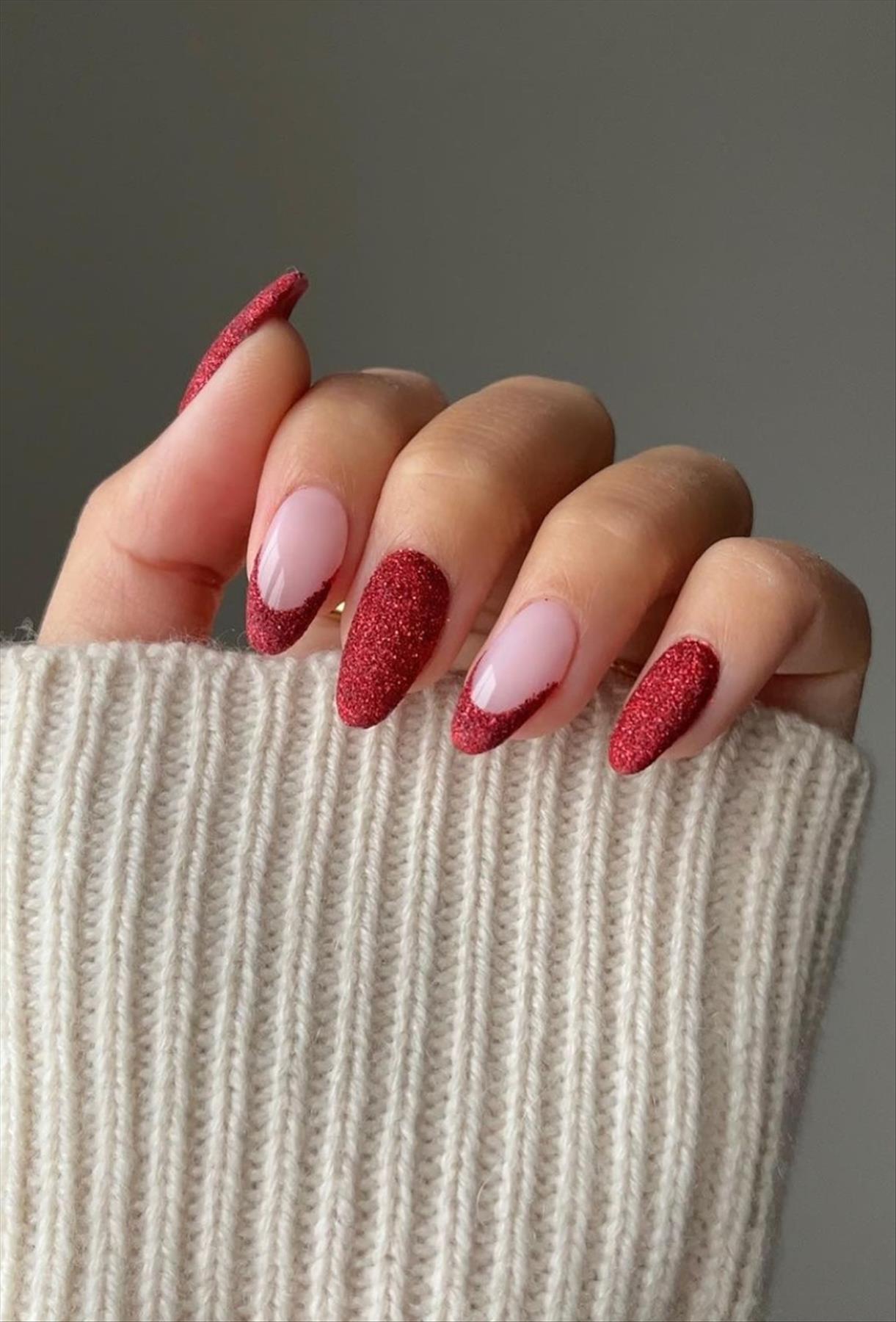 Alluring Short Red Winter Nail Ideas For 2023 To Wear