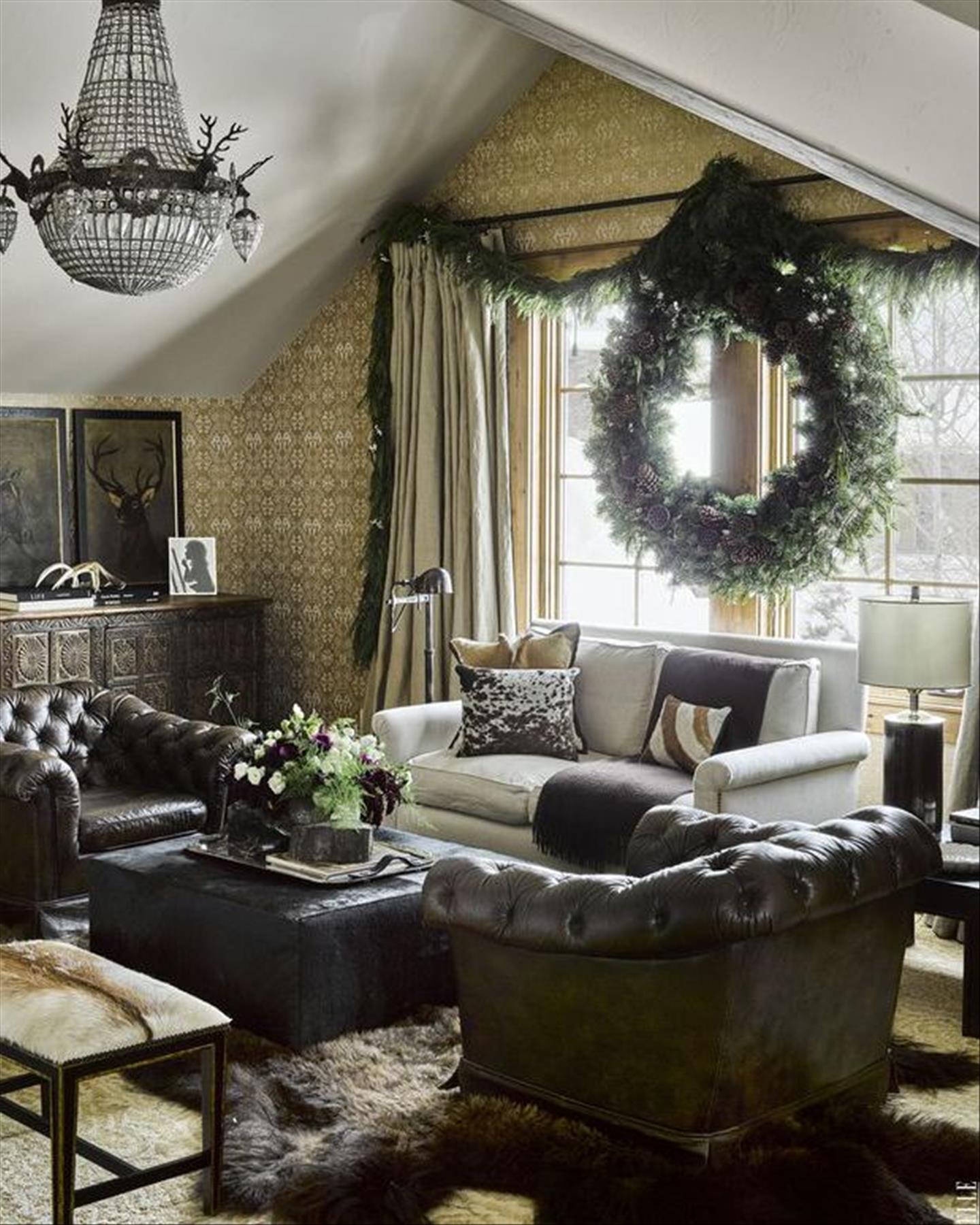 Festival Christmas window decor ideas for 2023 