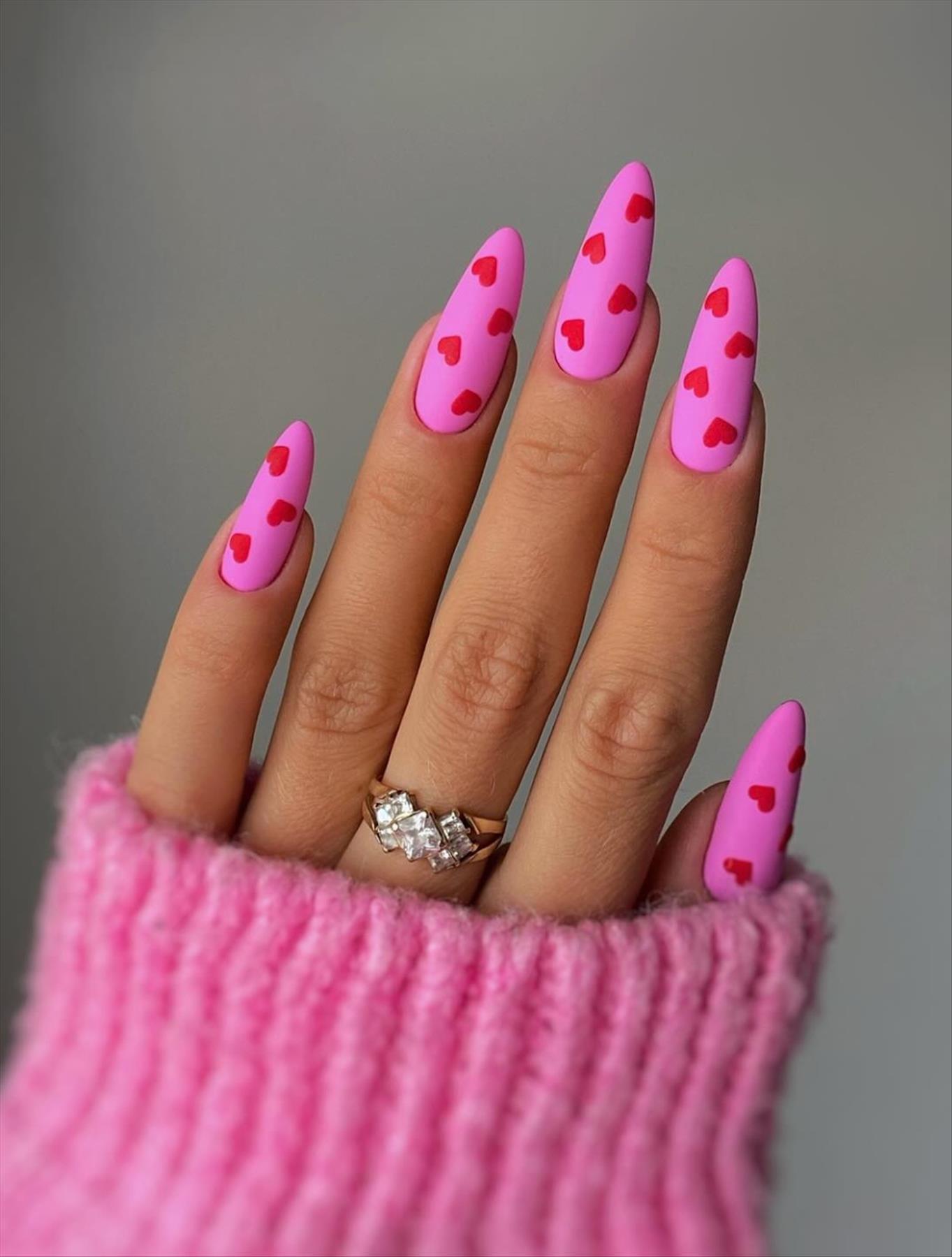 Sweet short Valentine's Day manicures with almond nail shapes