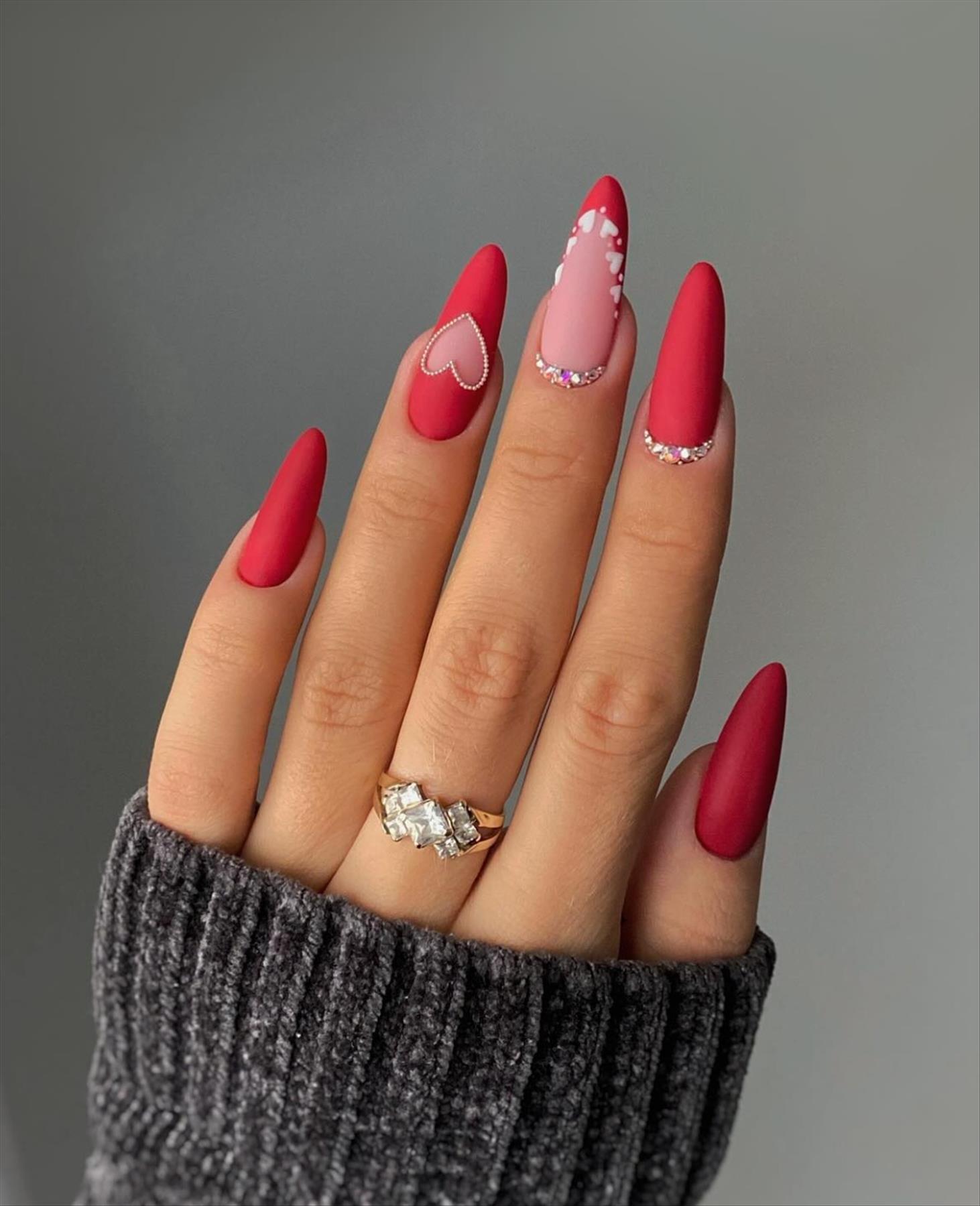 Sweet short Valentine's Day manicures with almond nail shapes