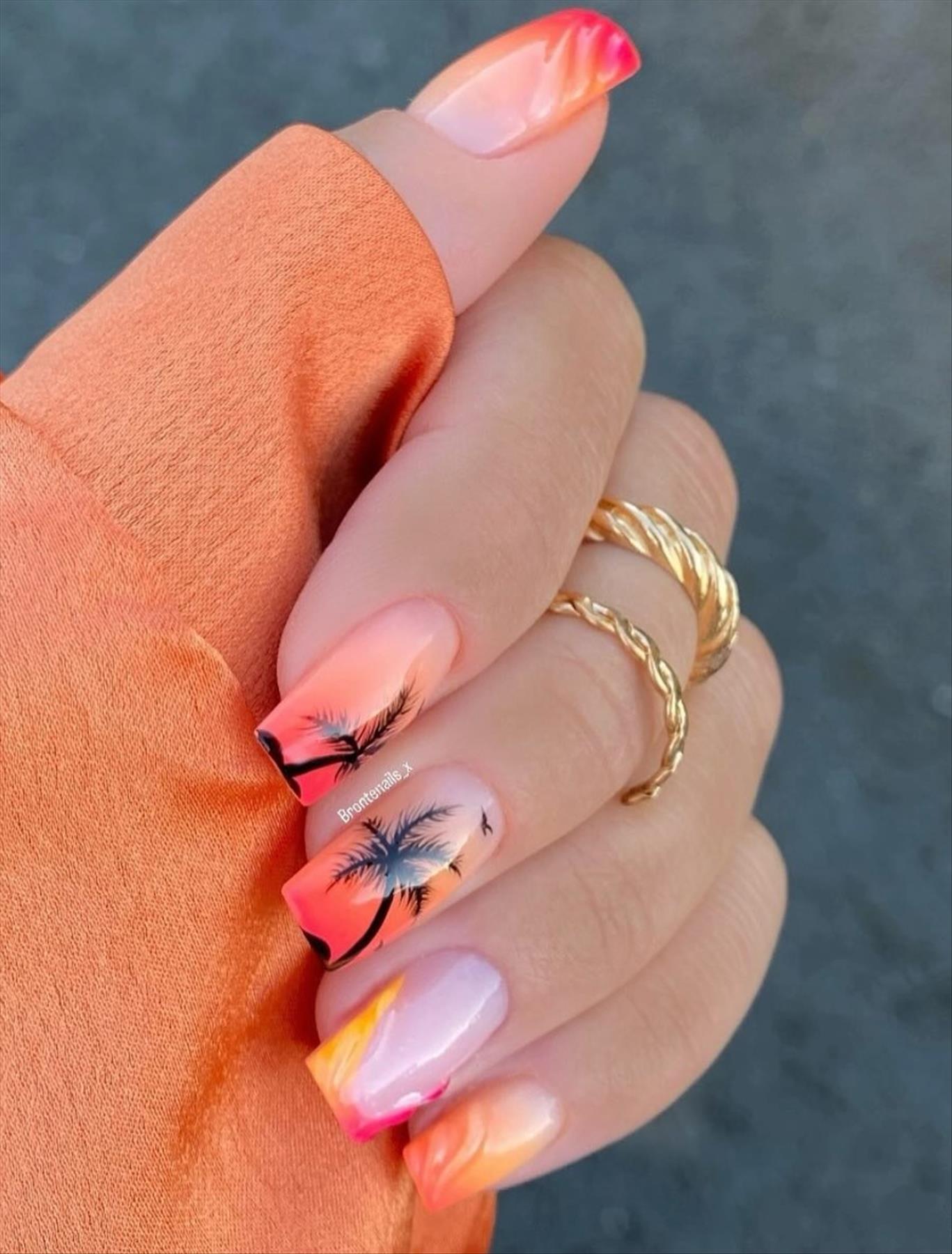 bright summer nails design and nail colors