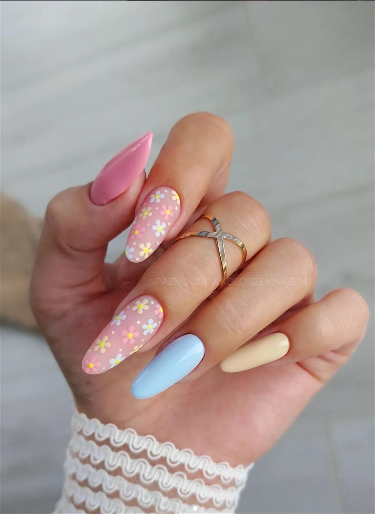 bright summer nails design and nail colors