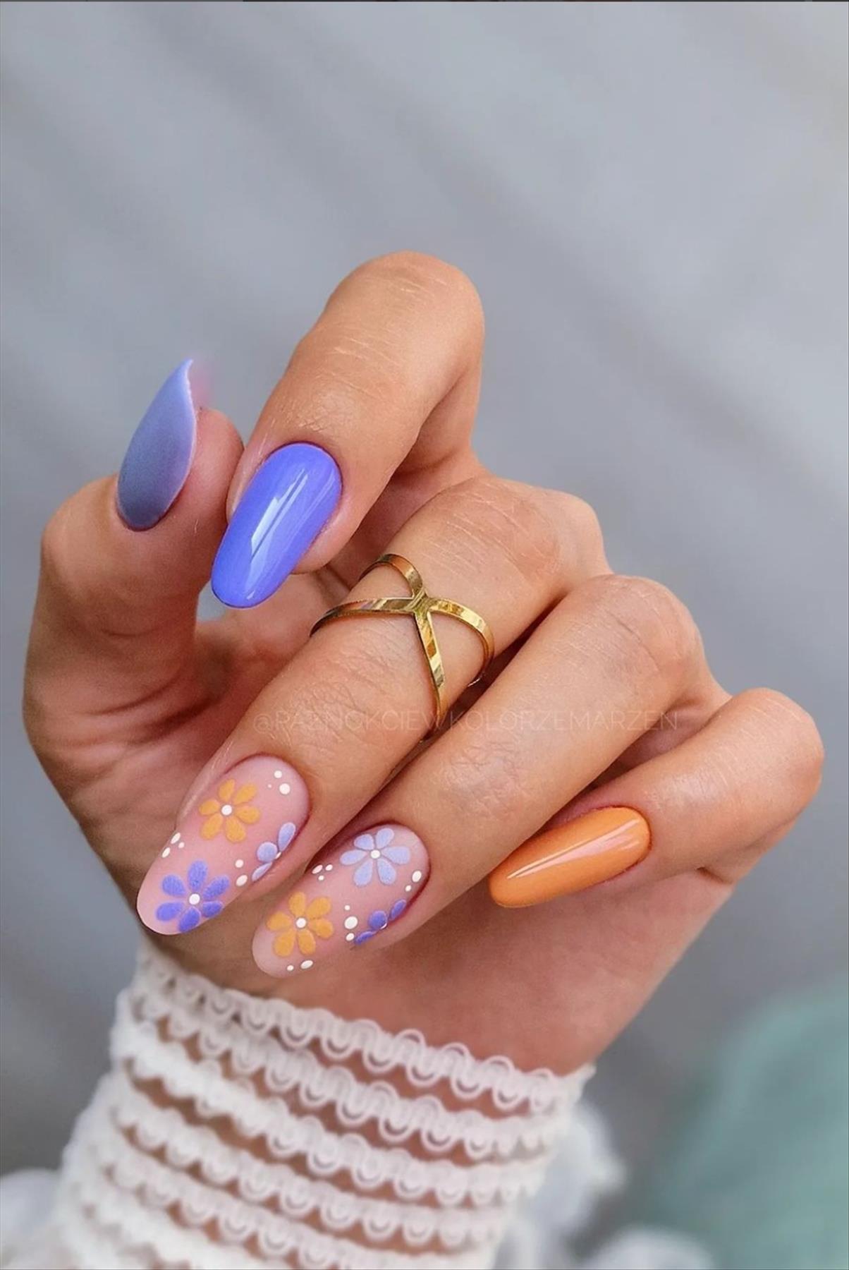 bright summer nails design and nail colors