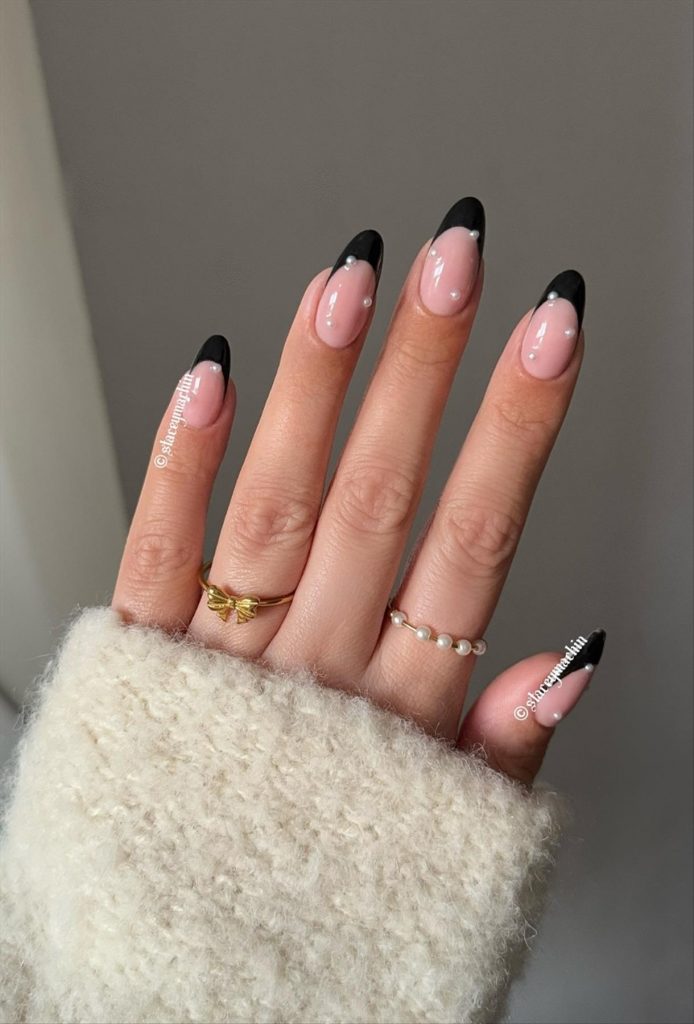 Romantic Valentine’s Day Nails Ideas for 2025